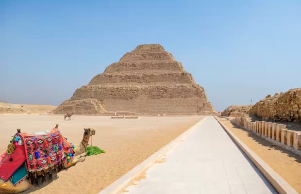 Cairo Day tour  pyramids & Sakkara