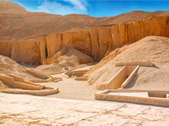 Day tour from Hurghada to Luxor   (BY Vehicle)